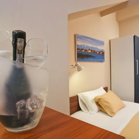 Hotel Venice Certosa 3*