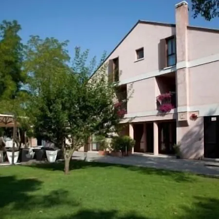 Venice Certosa Benátky – Lido