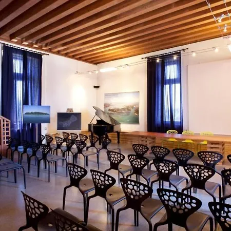 Venice Certosa Benátky – Lido